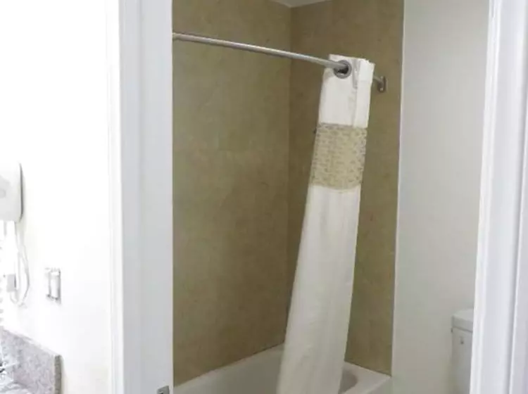 هتل National Inn Garden Grove