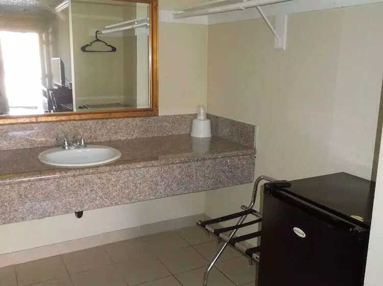 هتل National Inn Garden Grove