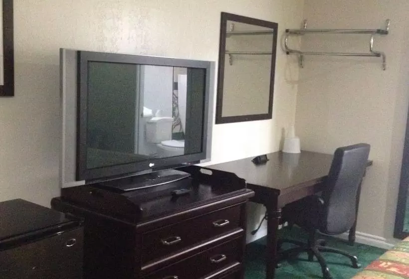 هتل National Inn Garden Grove