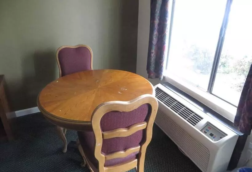 هتل National Inn Garden Grove