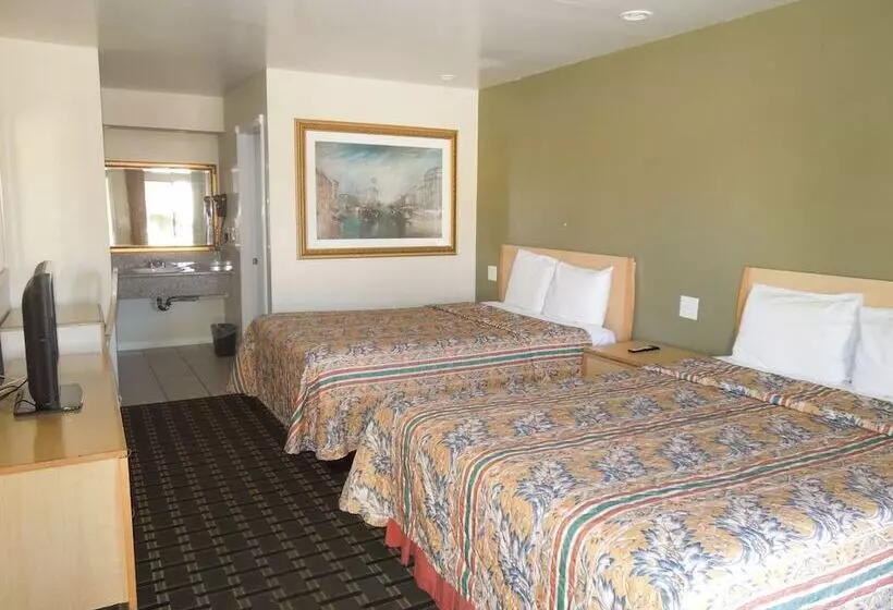 هتل National Inn Garden Grove