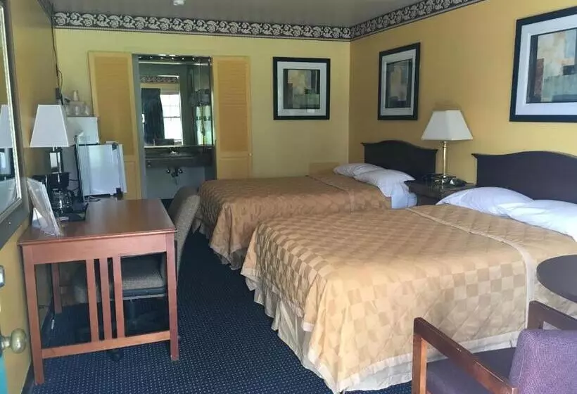 Отель Norwalk Inn