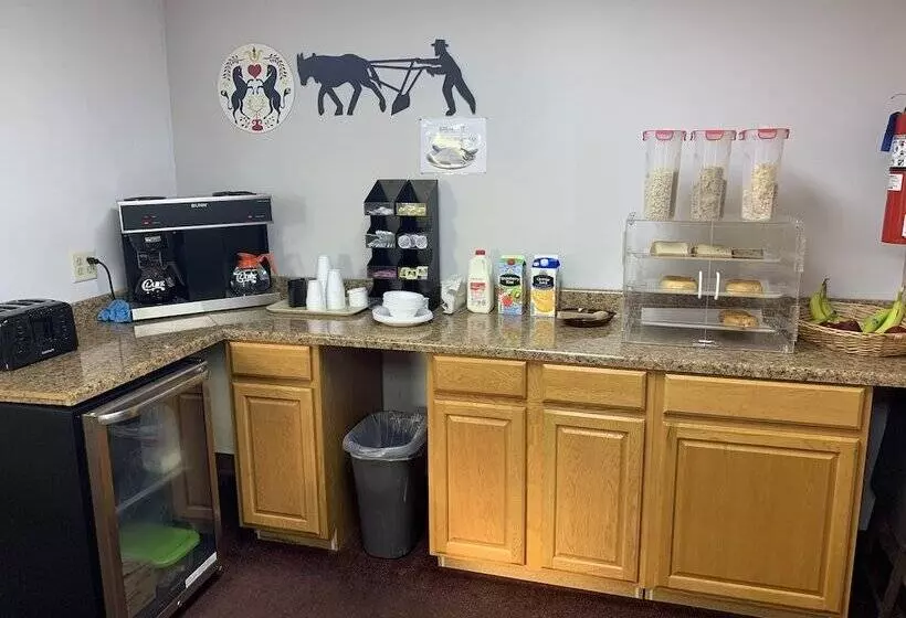 בית מלון כפרי Olde Amish Inn