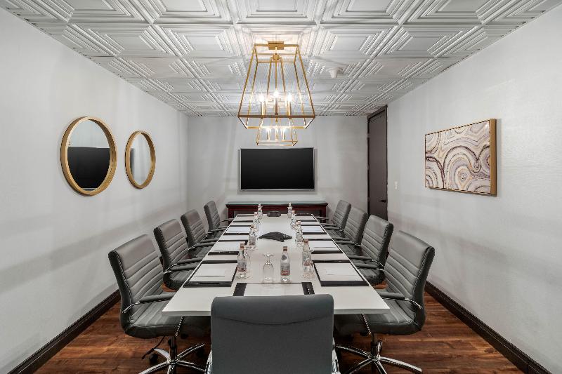 هتل Renaissance Dallas North