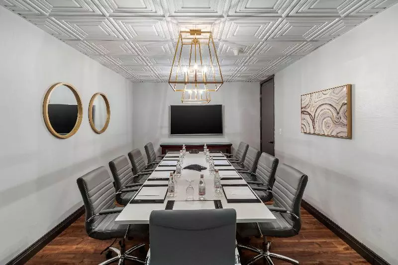 בית מלון כפרי Renaissance Dallas North