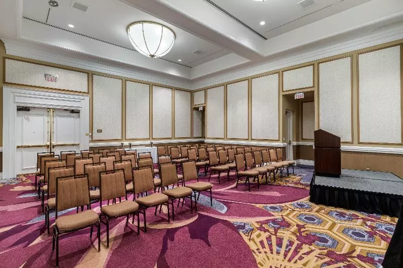 בית מלון כפרי Renaissance Dallas North