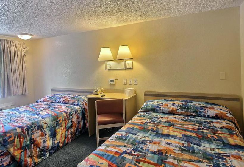 Motel 6 Palm Bay