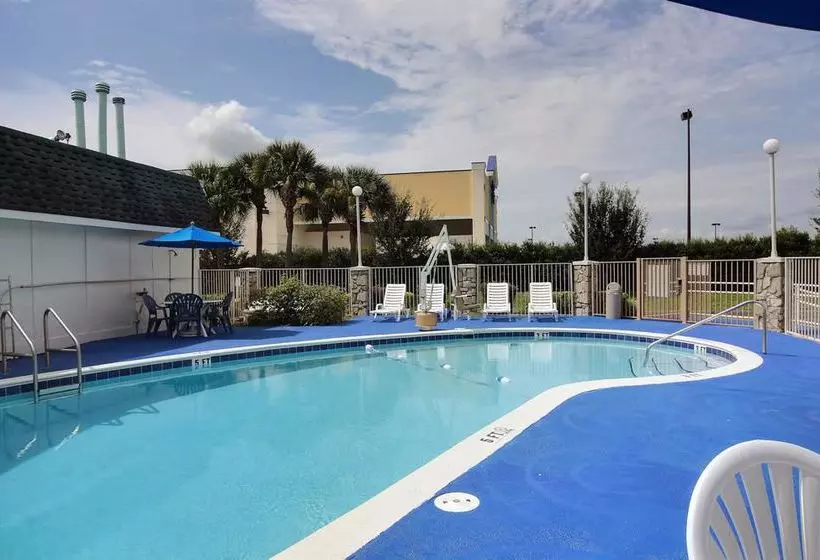 Motel 6 Palm Bay