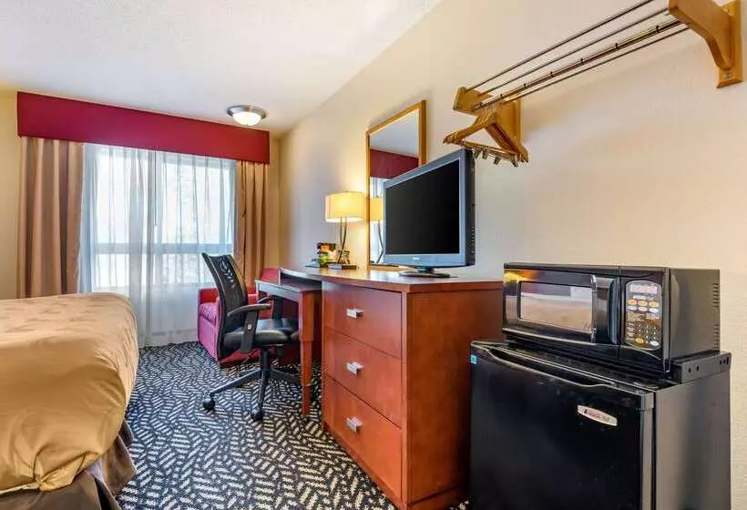 مُتل Quality Inn Falconer  Jamestown