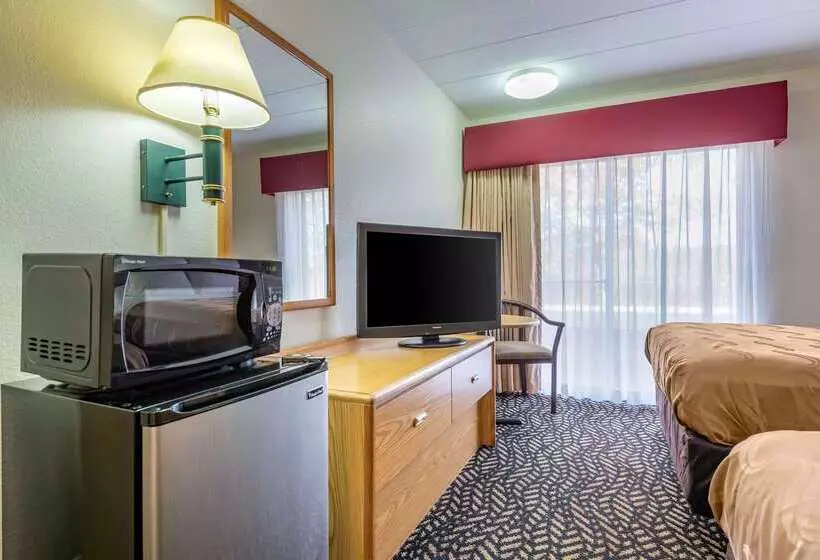 مُتل Quality Inn Falconer  Jamestown