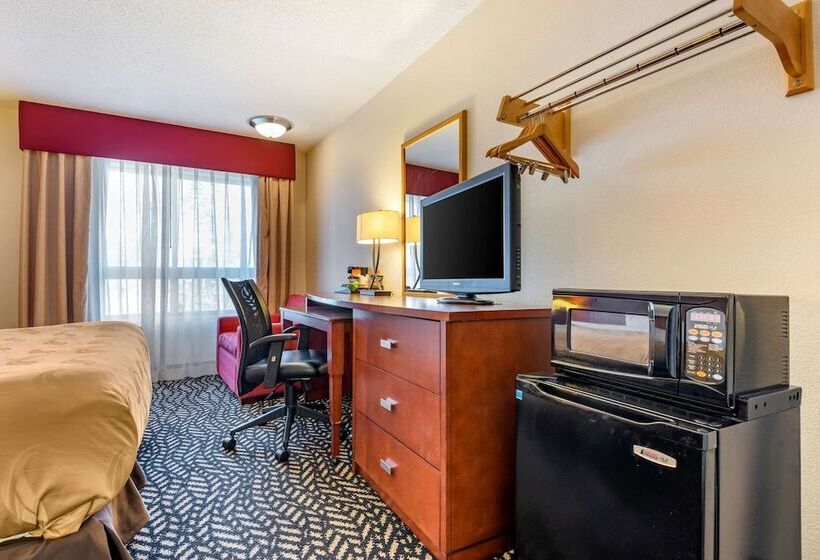 فندق على الطريق Quality Inn Falconer  Jamestown