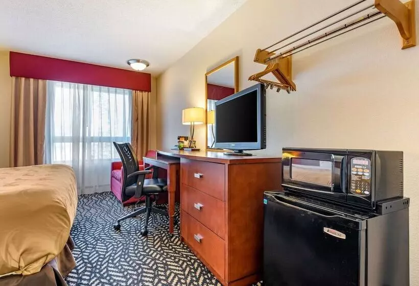 مُتل Quality Inn Falconer  Jamestown