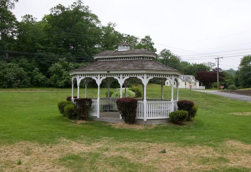 Oakdell Motel Waterford Ct