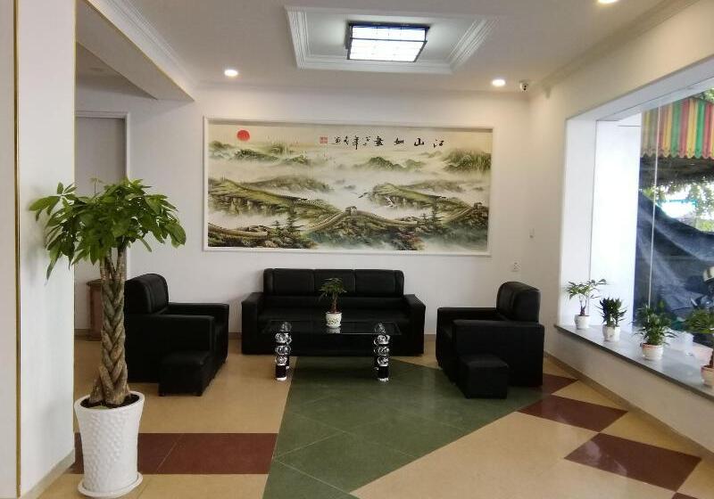 בית מלון כפרי Golden Bay