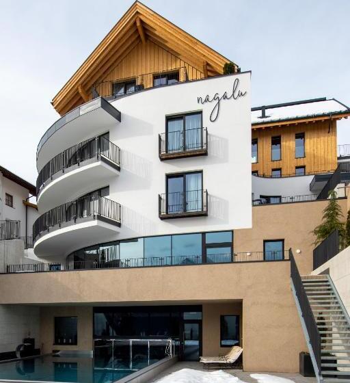 هتل Nagalu
