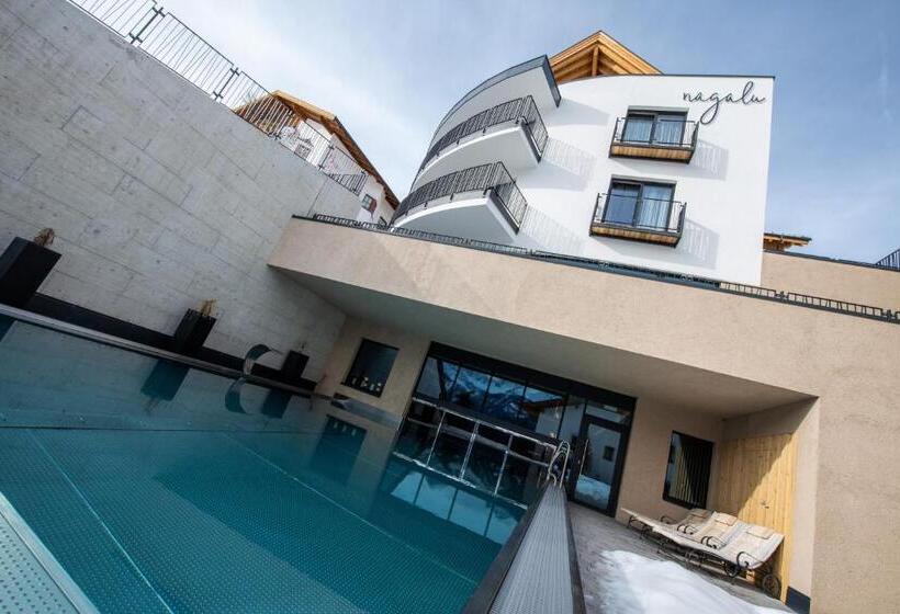 هتل Nagalu