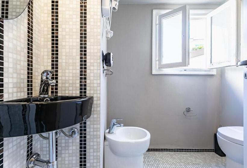 酒店 Palazzo Cavarretta Pinella S Rooms And Apartment