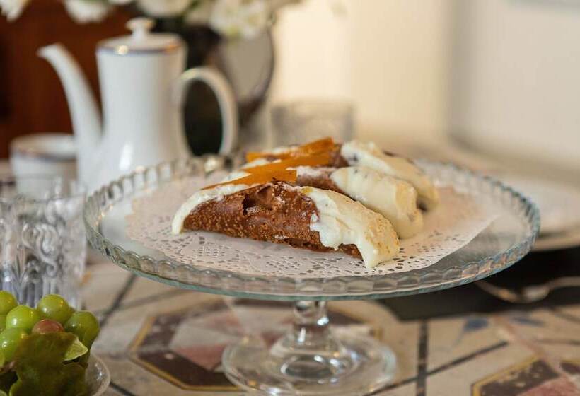 酒店 Palazzo Cavarretta Pinella S Rooms And Apartment