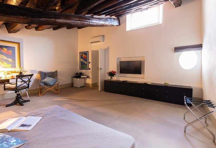 酒店 Palazzo Cavarretta Pinella S Rooms And Apartment