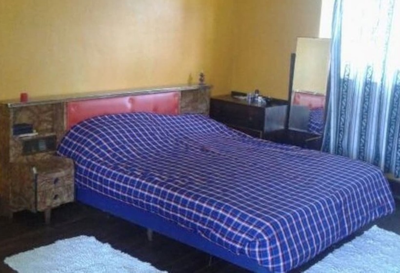 پانسیون En Korika Cedar Valley Guesthouse