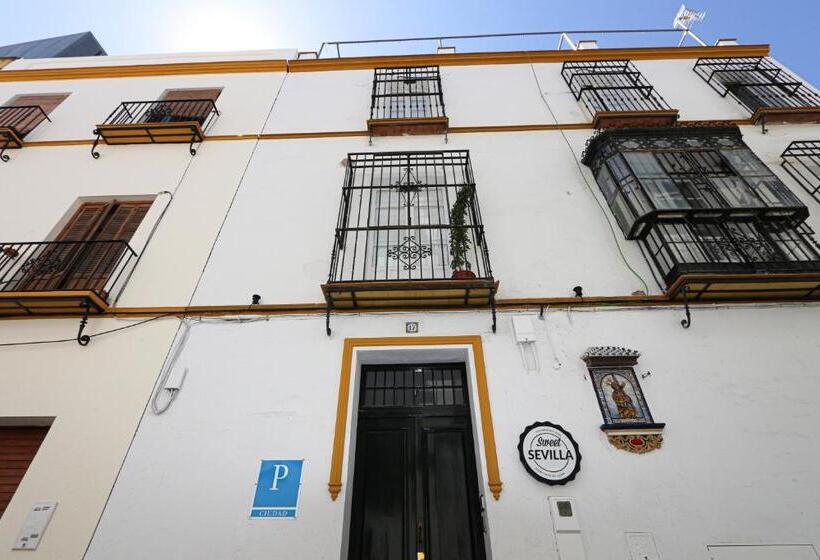 پانسیون Sweet Sevilla Hostel