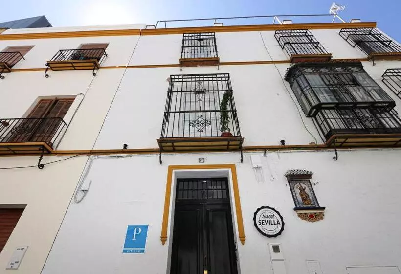 پانسیون Sweet Sevilla Hostel