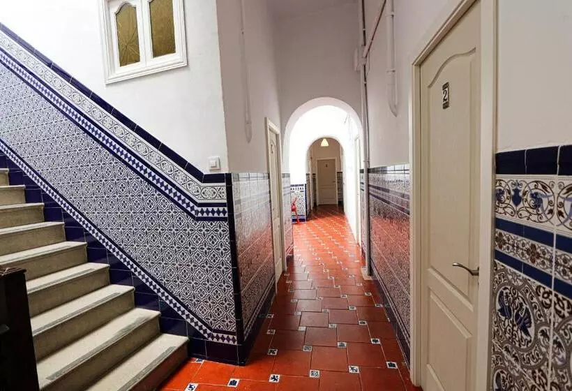پانسیون Sweet Sevilla Hostel