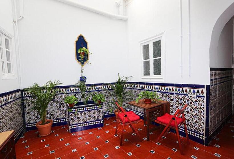 پانسیون Sweet Sevilla Hostel