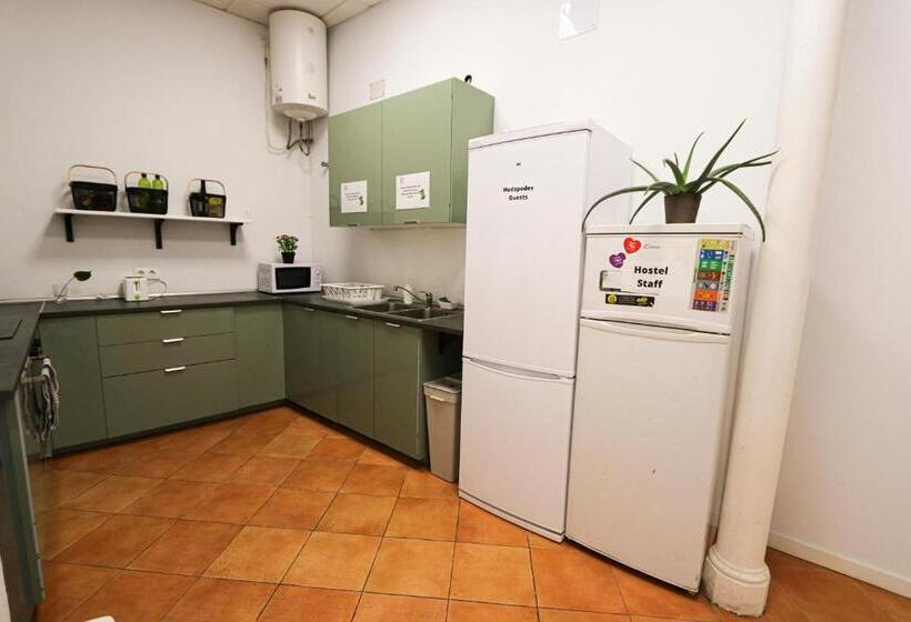 پانسیون Sweet Sevilla Hostel