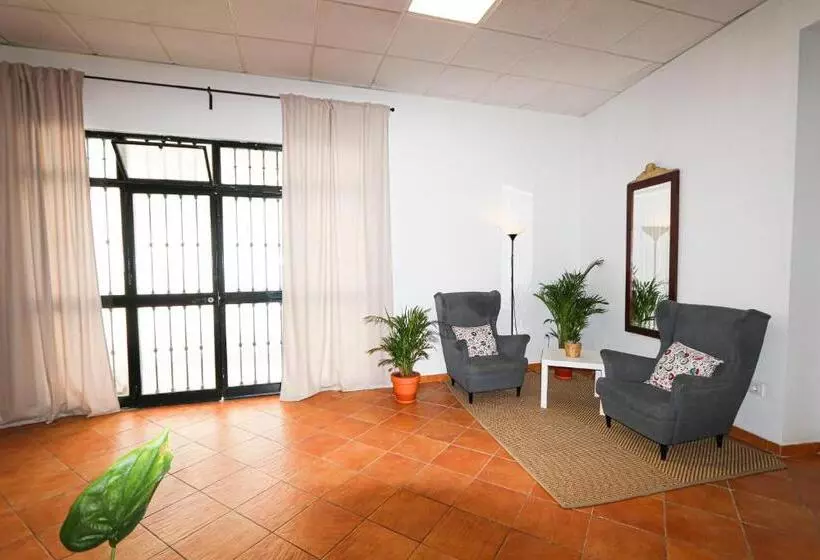 پانسیون Sweet Sevilla Hostel