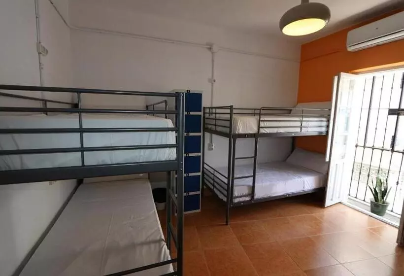 پانسیون Sweet Sevilla Hostel