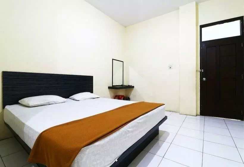 ペンション Guest House Taman Sari Syariah