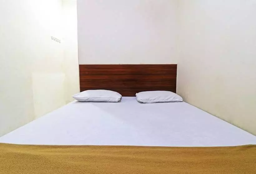 ペンション Guest House Taman Sari Syariah