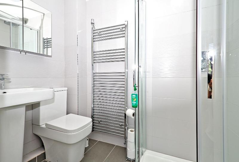 펜션 Harlinger Lodge Annexe