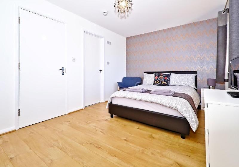 펜션 Harlinger Lodge Annexe