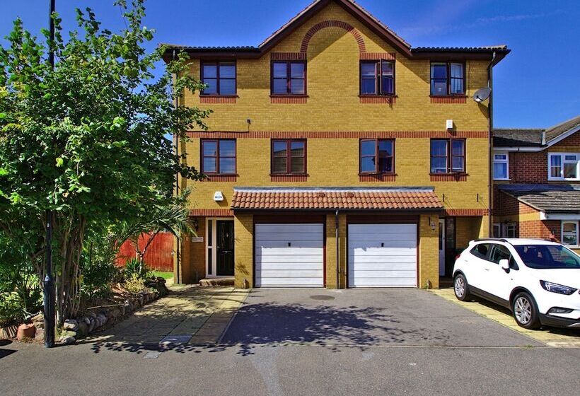 펜션 Harlinger Lodge Annexe