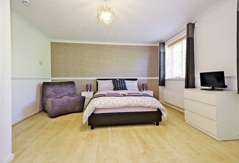 펜션 Harlinger Lodge Annexe