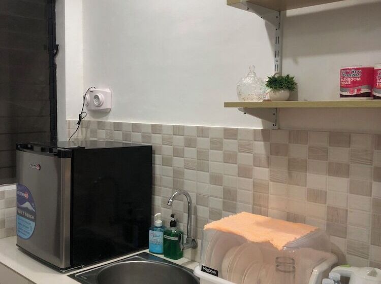 Pensjonat Lighthouse Apartment And Guest Inn