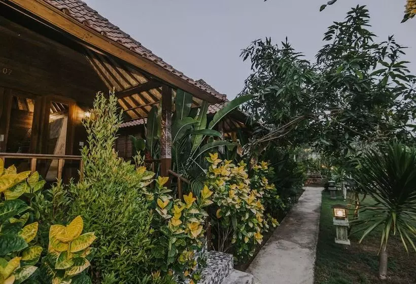 ペンション Nerima Hut Lembongan