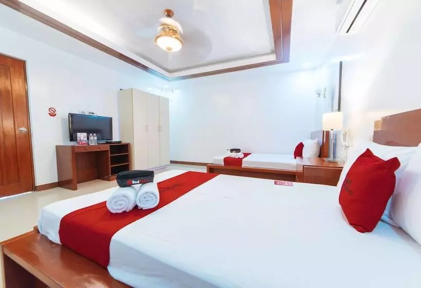 ペンション Reddoorz @ Teofely Garden Tagaytay