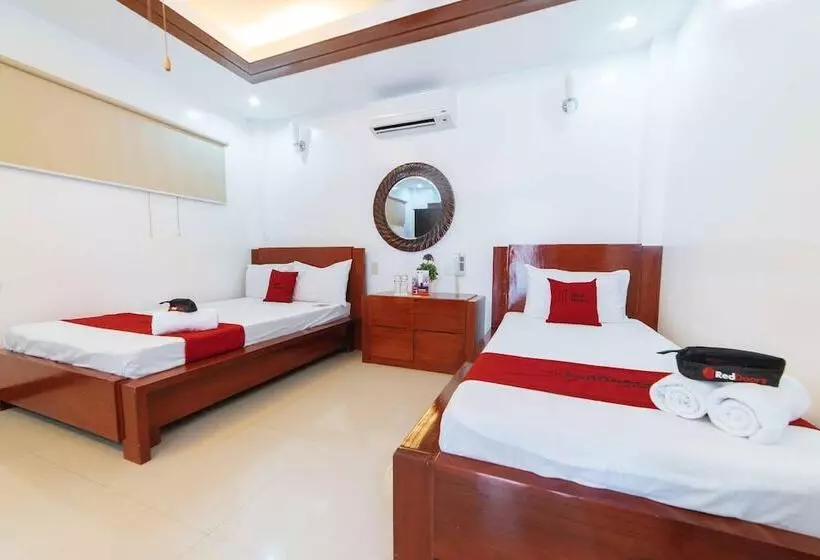 ペンション Reddoorz @ Teofely Garden Tagaytay