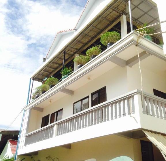 پانسیون Tara Boat Guesthouse