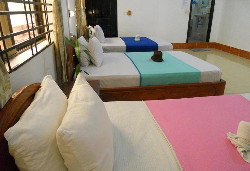 پانسیون Tara Boat Guesthouse