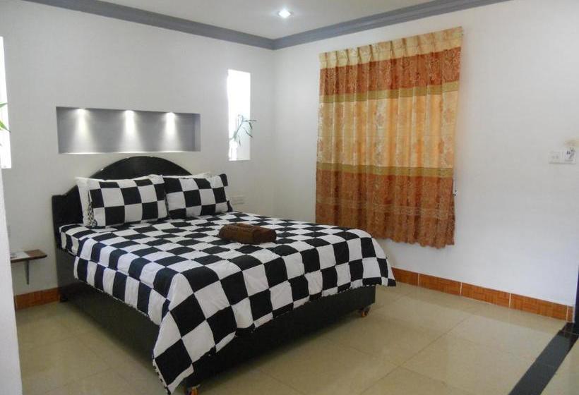 پانسیون Tara Boat Guesthouse