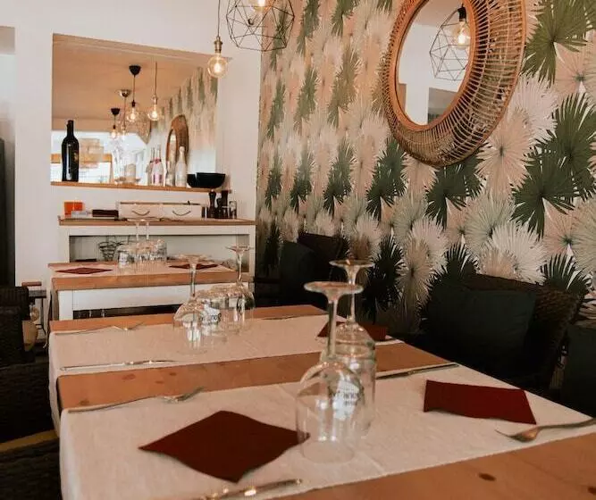 Apartamentos Punta Elena Beach