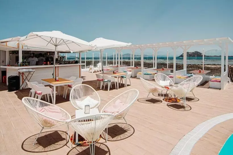 Apartamentos Punta Elena Beach