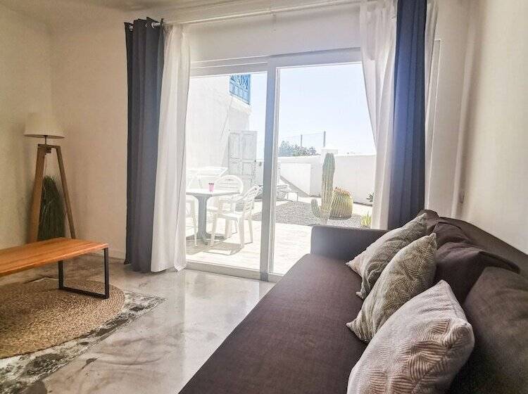 Apartamentos Punta Elena Beach