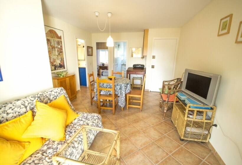 Apartment In Calella De Palafrugell   104297 By Mo Rentals