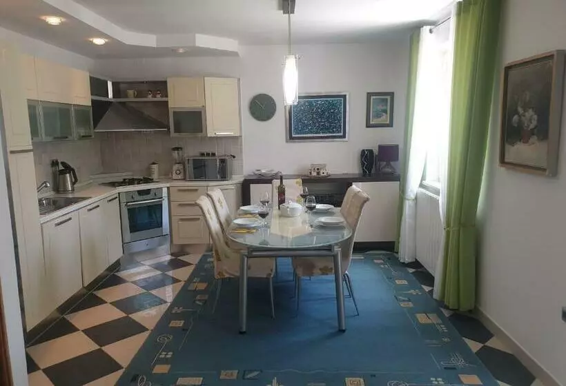 Apartments Katica