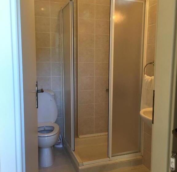 تختخواب و صبحانه Görkem Apart Otel